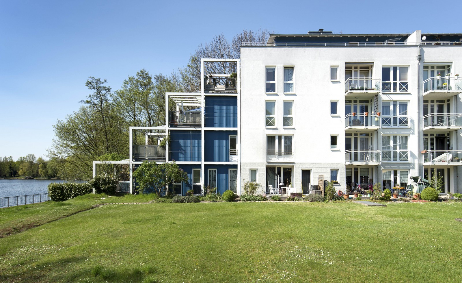 Lindenstrasse an der Spree