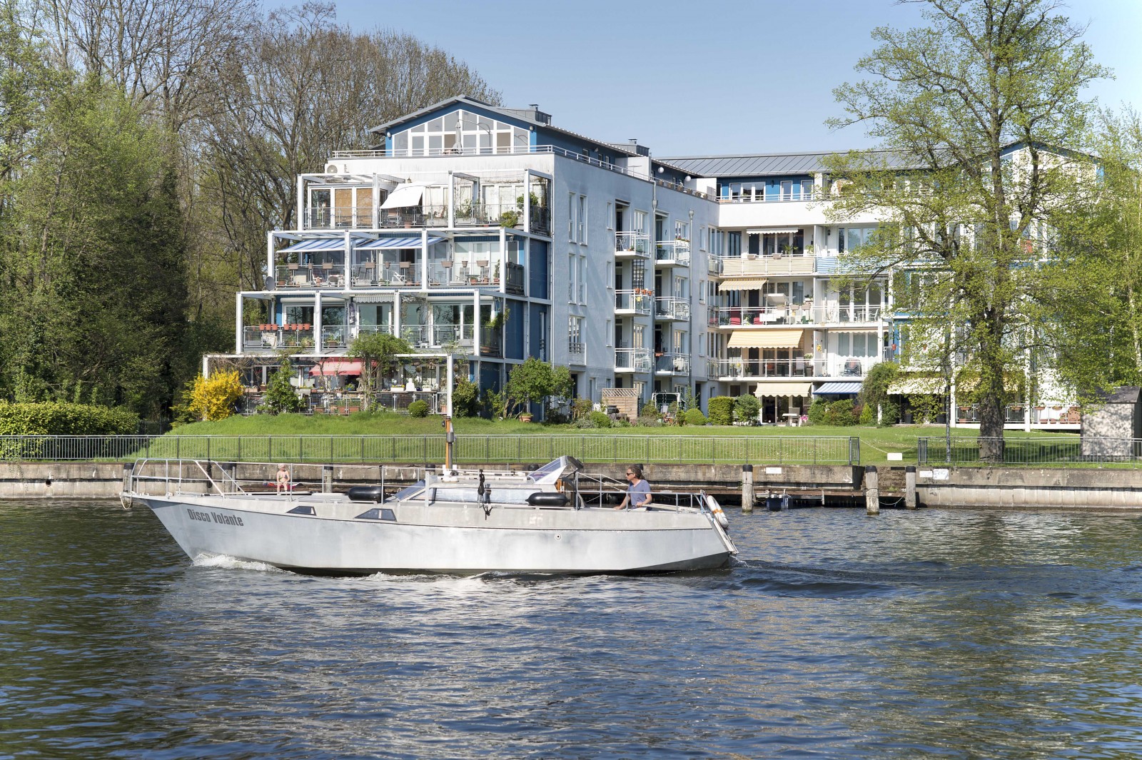 Lindenstrasse an der Spree